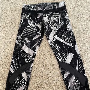 Lululemon pace rival crop pants